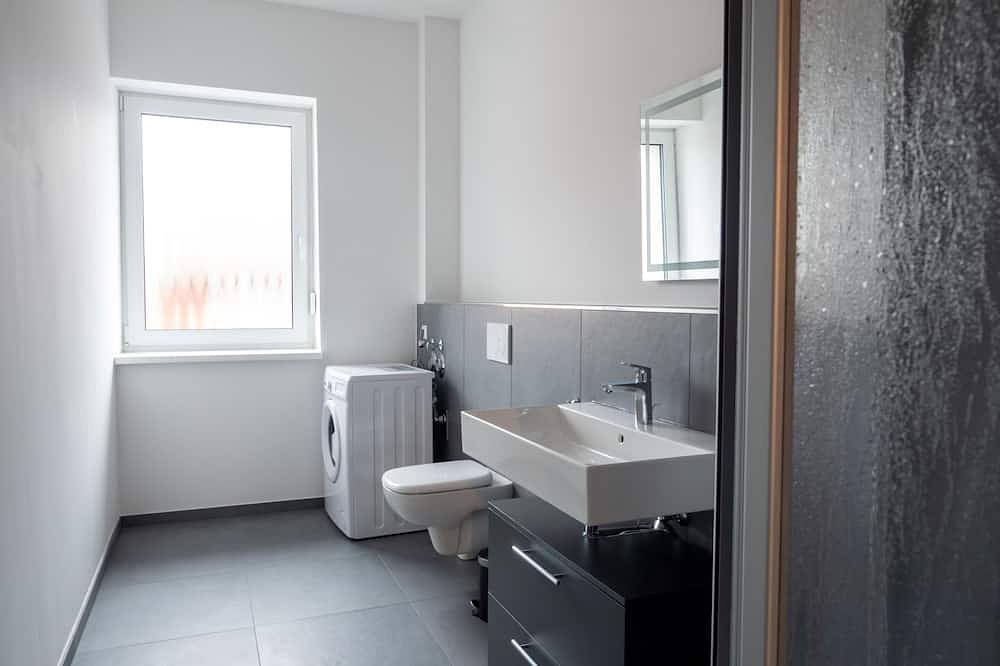 Ganze Wohnung, Großzügiges Apartment mit Balkon in Karlsbad (Baden), Kraichgau