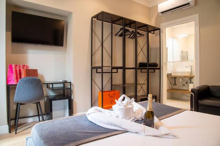 Maison d’hôte pour 2 personnes, avec terrasse et vue dans Fontaine de Trevi - 4