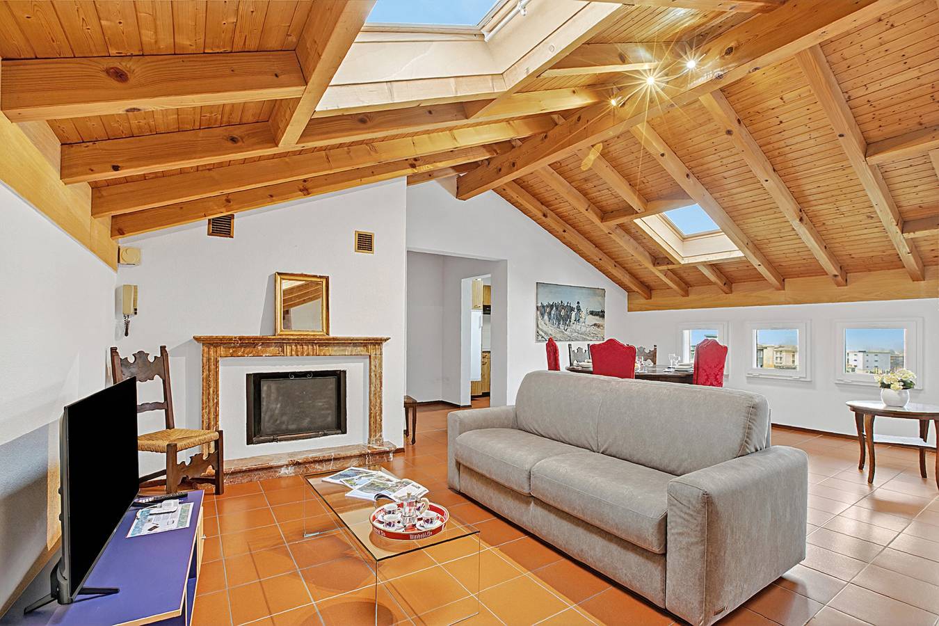 Ganze Wohnung, Attico a Caslano in Caslano, Luganersee