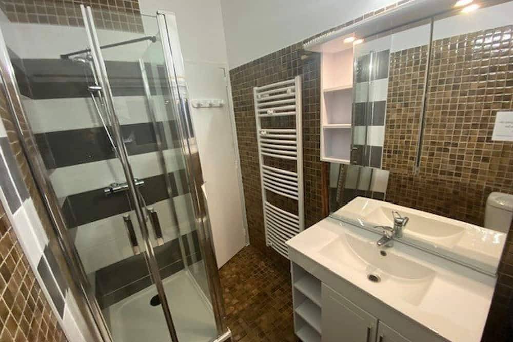 Appartement entier, Charmant Appartement 3 Pièces à Arette - 2 Chambres, Casiers à Skis, Parkings Gratuits in La Pierre Saint-Martin, Arette