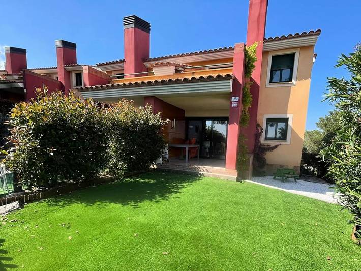 Location de vacances pour 8 personnes, avec piscine et jardin, animaux acceptés dans Bonmont Terres Noves - 3