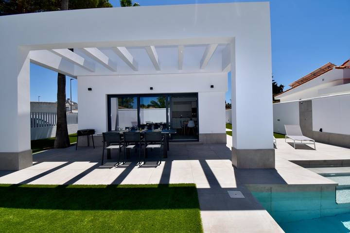 Chalet para 6 personas, con Jardín y Piscina en Costa de la Luz - 4