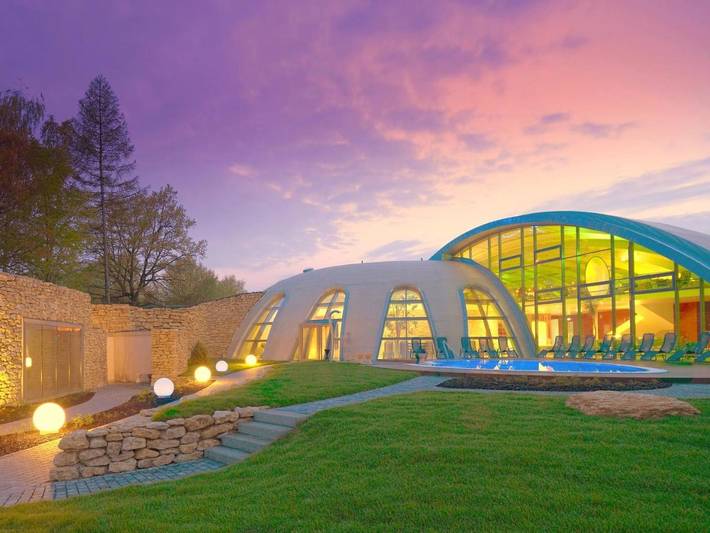 Hotel für 2 Personen, mit Whirlpool und Terrasse sowie Garten und Sauna in Bad Sulza