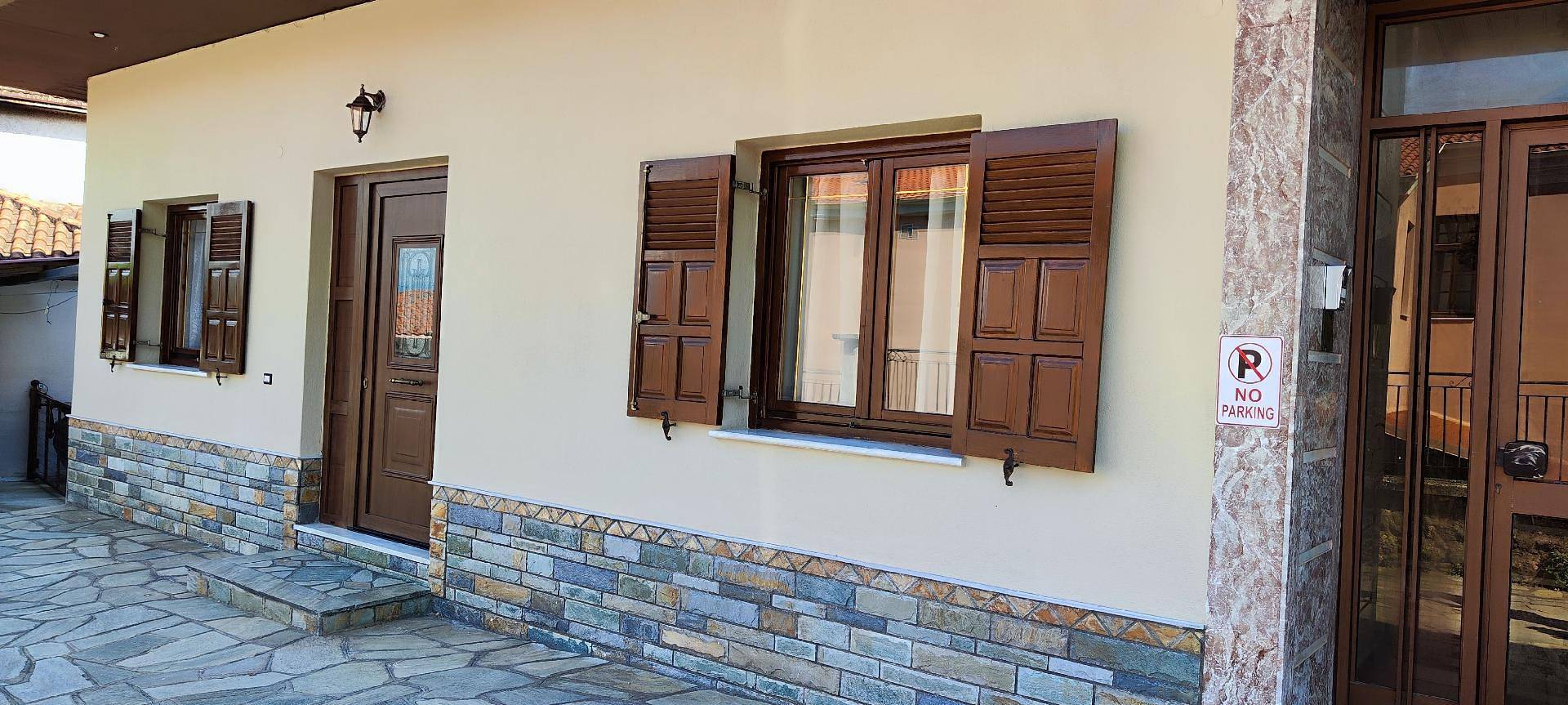 Entire holiday apartment, Theofania's Marble House Meteora in Kastraki, Trikala region
