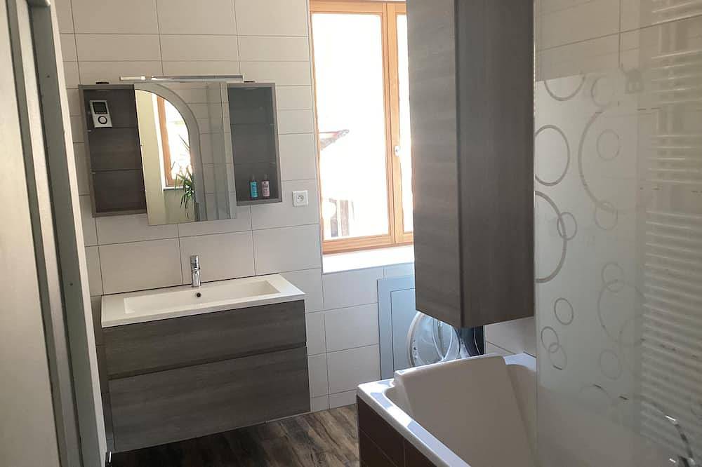 Apartamento entero, Quiet apartment near 3* hiking trails in Parque natural regional de los Ballons des Vosges