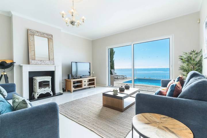 Location de vacances pour 6 personnes, avec piscine ainsi que balcon et vue à Ponta do Sol - 3