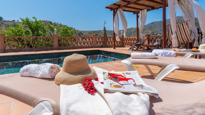 Chalet para 8 personas, con balcón/terraza y piscina, Se admiten mascotas en Axarquía - 3