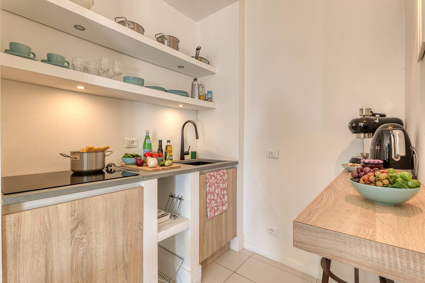 Boutique Pool Apt. Balzi Rossi - Roma 3 in Grimaldi, Ventimiglia