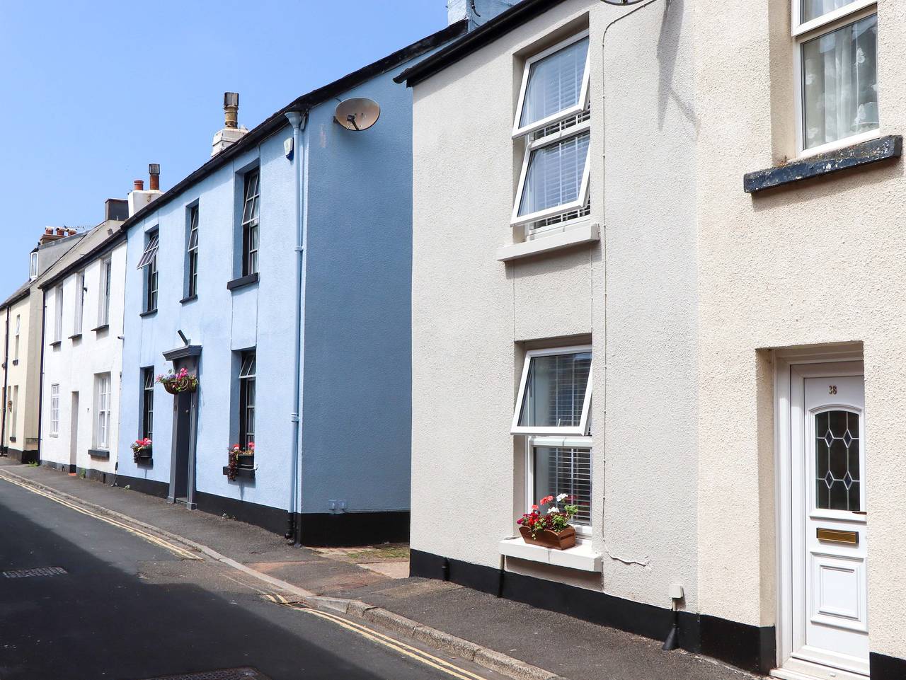 Kenny Cottage in Dawlish, Devon