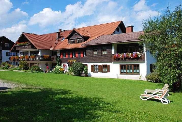 Ferienwohnung für 2 Personen, mit Terrasse und Garten in Bühl am Alpsee