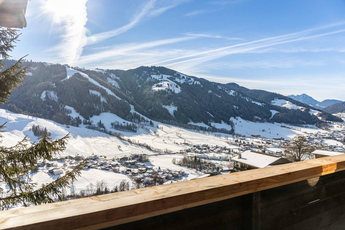 Hütte 'Sonnenhütte Wildschönau Obergeschoß' mit Bergblick und Balkon in Hopfgarten im Brixental, Kaisergebirge
