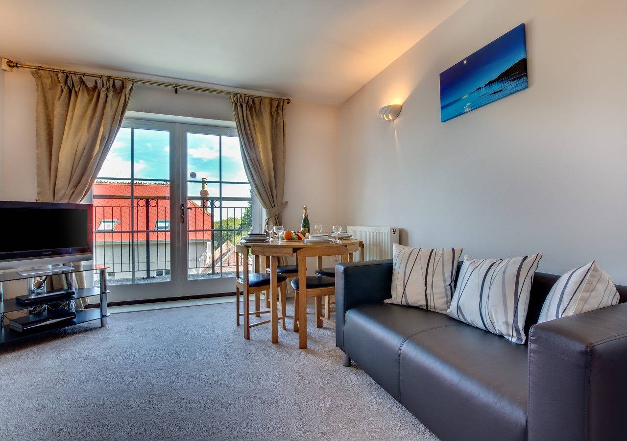 Entire apartment, Glan Y Mor in Saundersfoot, Pembrokeshire