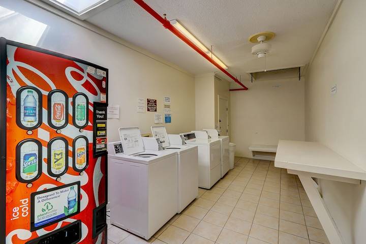 Vacation rental for 6 people, with balcony and pool in Hilton Head Island