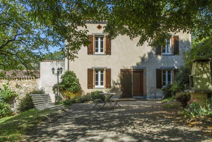 Gîte pour 5 personnes, avec terrasse