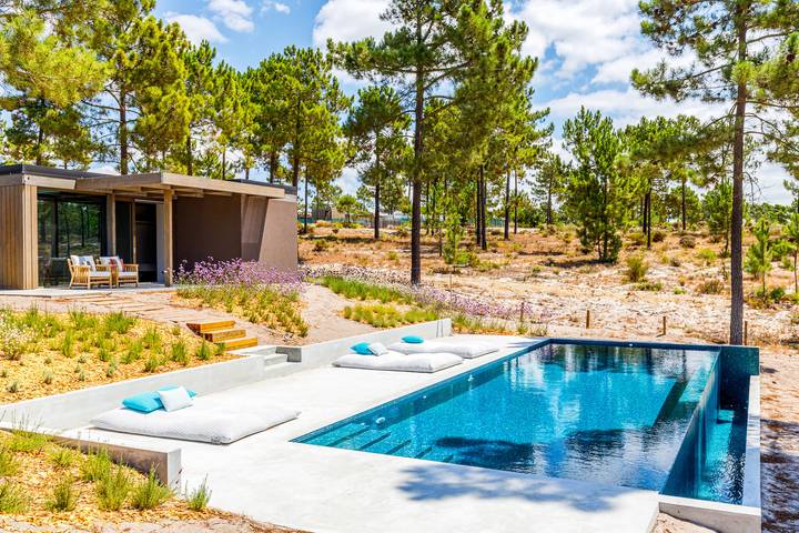 Villa para 14 pessoas, com terraço e jardim em Carvalhal