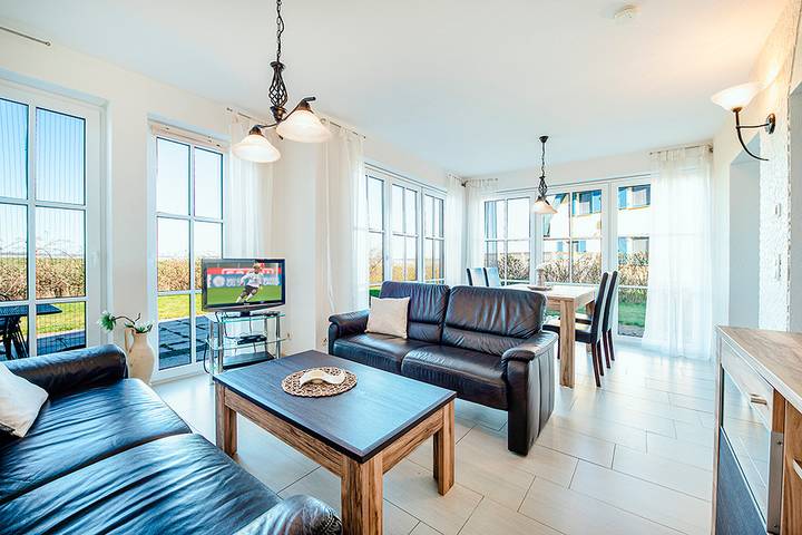 Ferienhaus für 5 Personen, mit Terrasse und Garten in Neuenkirchen (Rügen) - 2