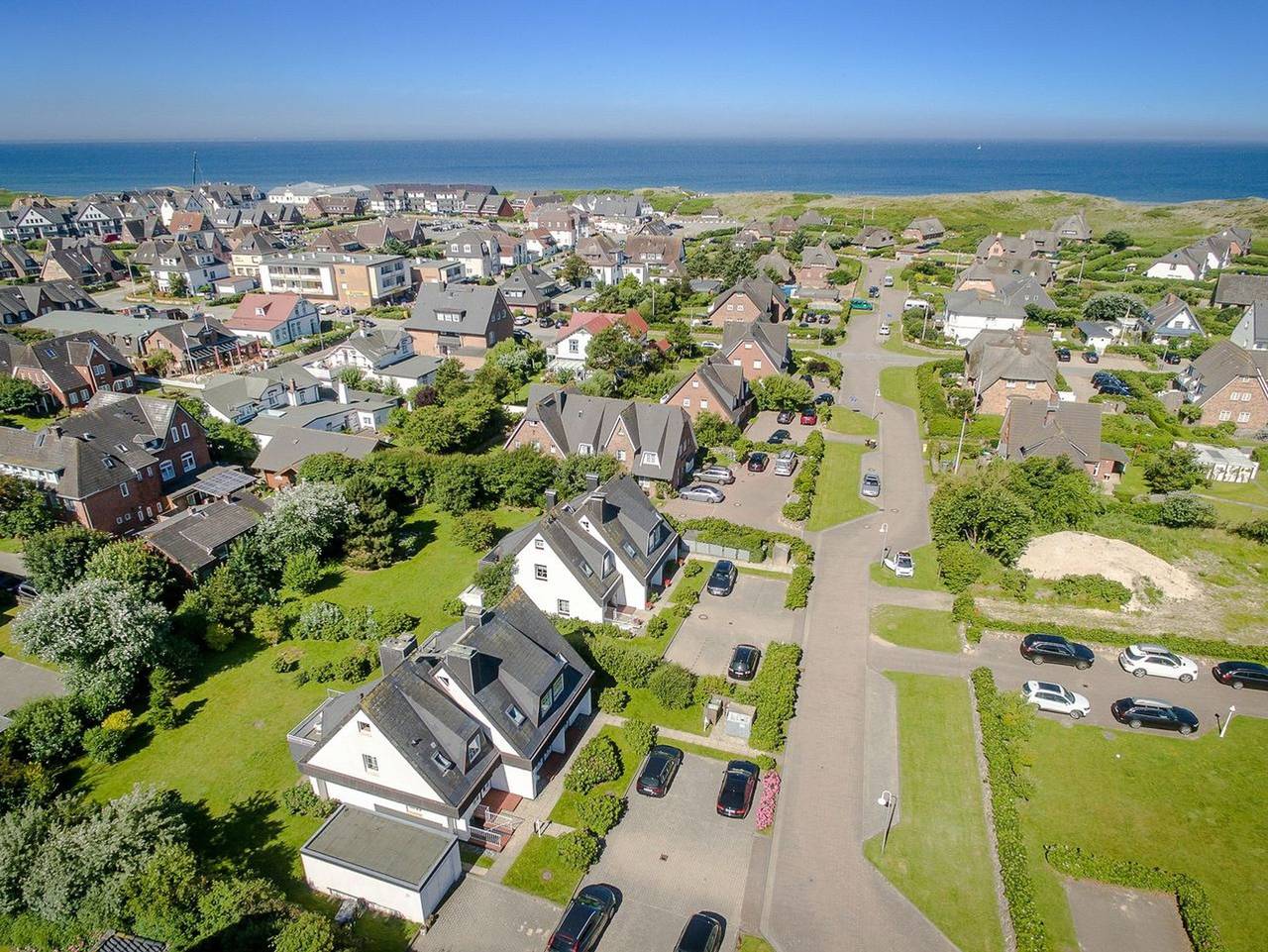 Ganze Ferienwohnung, Westerbrise, App. 4 Lighthouse - Ein besonderes Hideaway. In Top-Lage Wenningstedts, zwischen Dorfteich und Dünen in Wenningstedt, Sylt