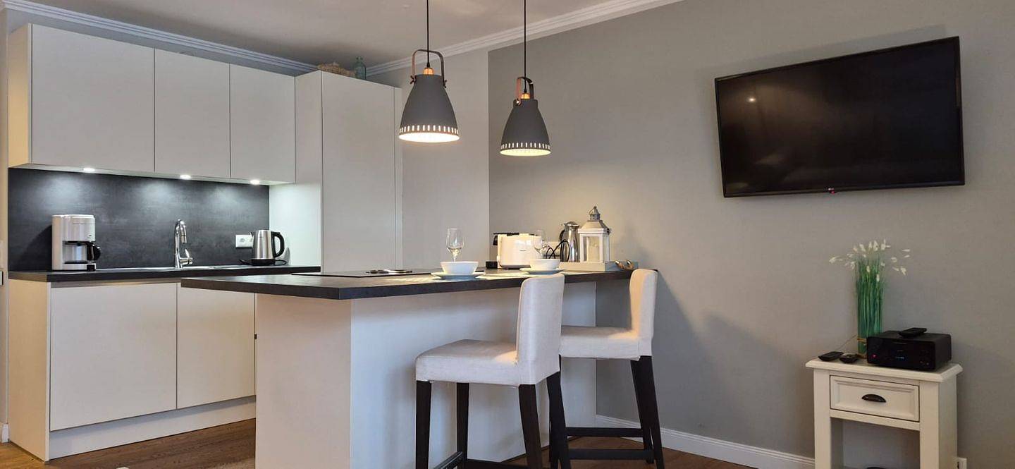 Ganze Wohnung, Ferienwohnung Reet & Meer: Stilvoller Komfort nahe Nordseestrand in Büsumer Deichhausen in Büsumer Deichhausen, Nordseeküste