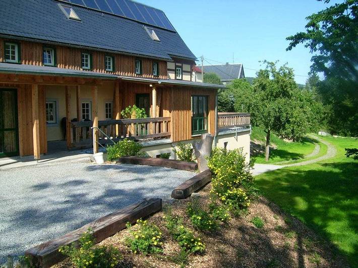 Chalet für 24 Personen, mit Terrasse und Garten sowie Sauna in Sächsische Schweiz