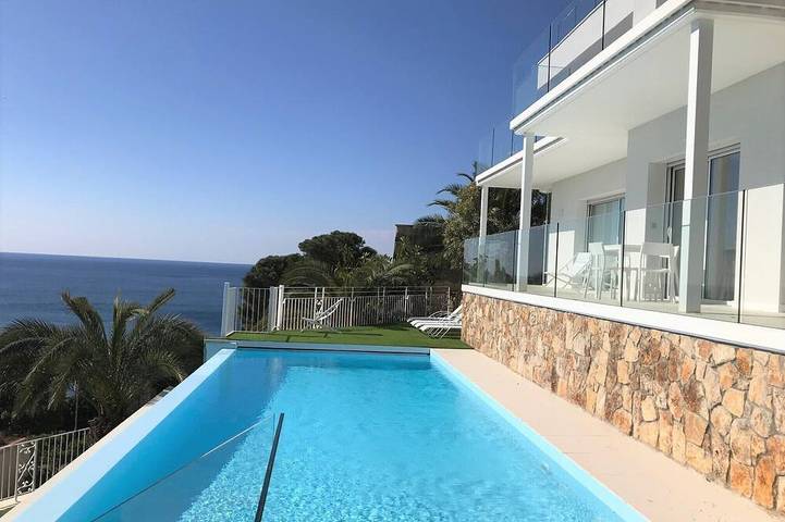 Vakantiehuis voor 12 personen, met balkon en tuin in Santa Cristina d'Aro