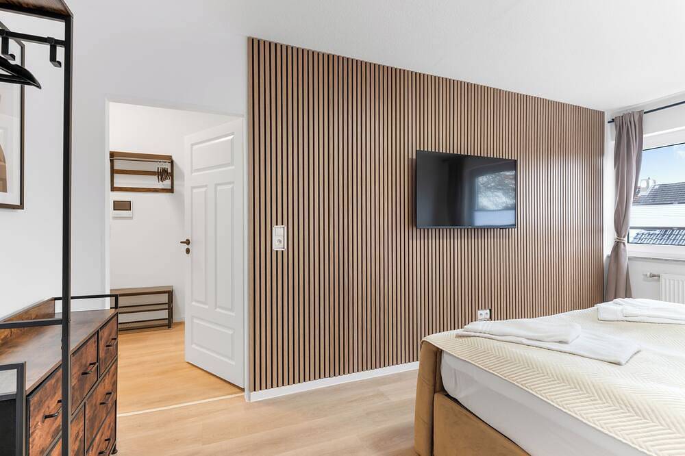 Entire apartment, Elite Weser Apartments Delux | Modern | Central | 4 persons | Air conditioning in Neustadt Bremen, Bremen