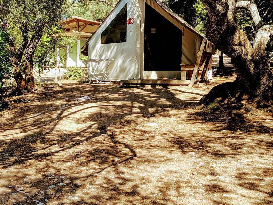 Camping Campo di Liccia - Glamping tent 4 persons - 2 rooms - no sanitary facilities in Bonifacio, Arrondissement de Sartène