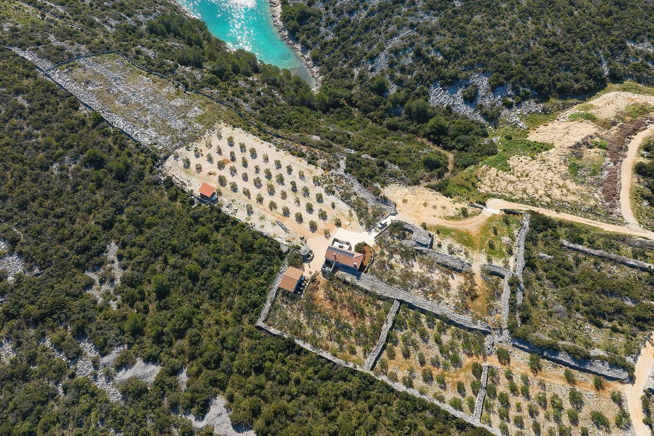 1-Zimmer-Haus mit Terrasse und Meerblick Bucht Triluke, Pasman K-20973 in Tkon, Pasman