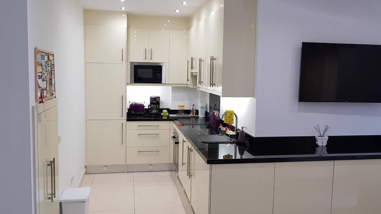 Geheel appartement, Cabopino in Playa Cabopino, Marbella