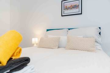 Apartment for 6 People in Kingston upon Hull, Yorkshire, Photo 3