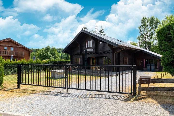 Natuurhuisje voor 22 personen, met sauna en tuin, met huisdier in Durbuy