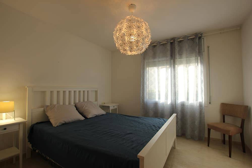 Appartamento intero, Beautiful seaside apartment in quiet neighborhood in Llanca, Upper Empordà