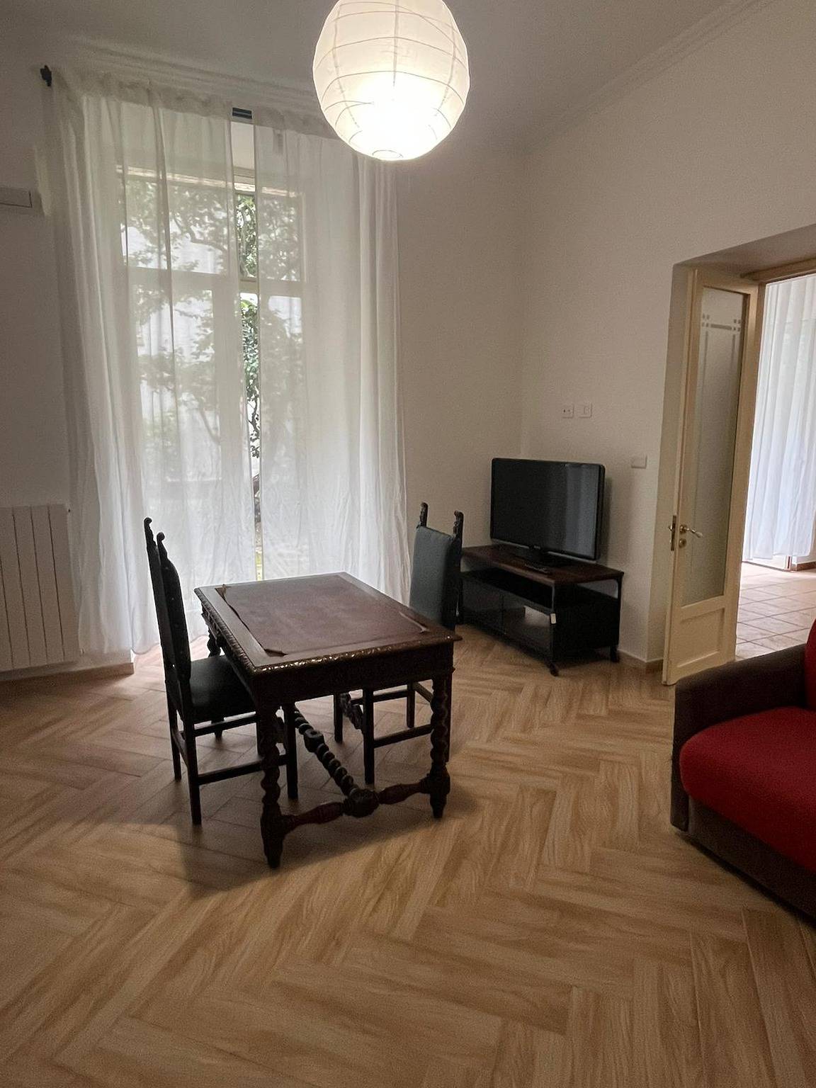 Geheel appartement, Vakantieappartement voor 6 personen met tuin in Napels, Provincie Naples