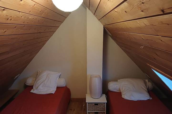 Gîte pour 6 personnes, avec jardin à Préchac - 3