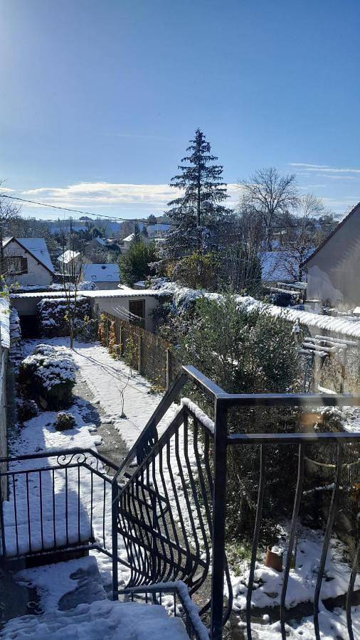One-Bedroom House in Méréville, Essonne
