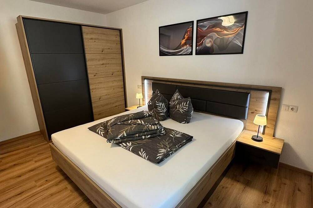 Ganze Wohnung, Ferienwohnung Höllrigl - Ferienwohnung in Kaunergrat, St. Leonhard im Pitztal