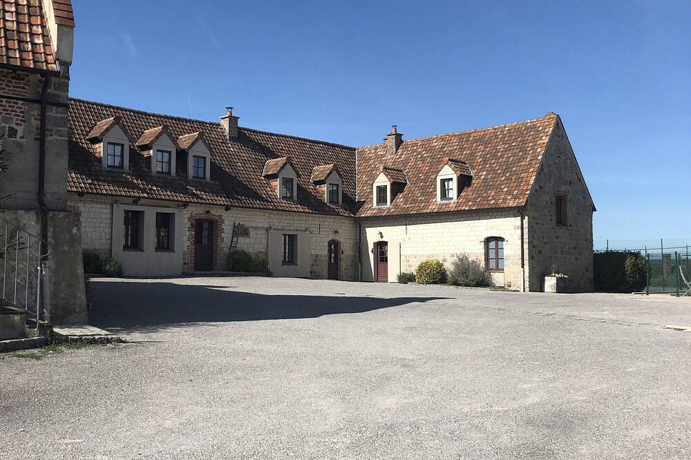 Gîte avec piscine couverte sur la côte d'opale in Tingry, Région de Boulogne-sur-Mer