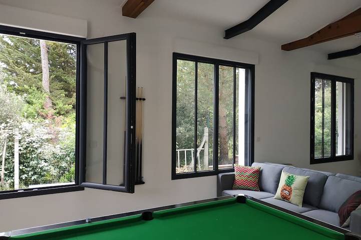 Location de vacances pour 12 personnes, avec jardin dans Office De Tourisme De Ronce Les Bains - 2