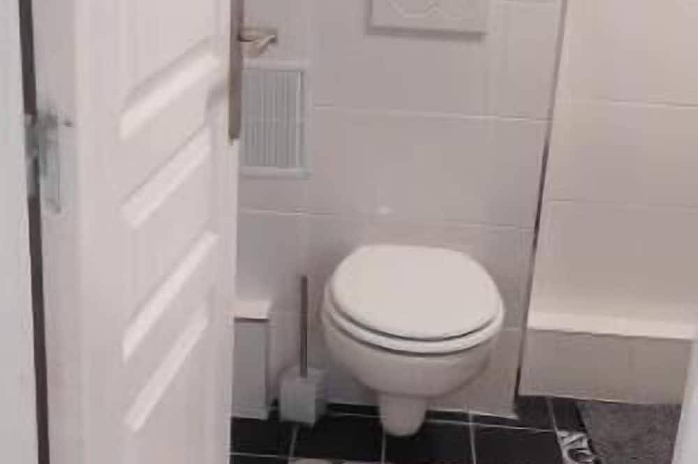 Entire apartment, Joli Appartement Proche Gare Massy Tgv Orly Saclay in Massy, Essonne