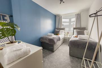 Glamping for 6 People in Broxbourne, Hertfordshire, Photo 3