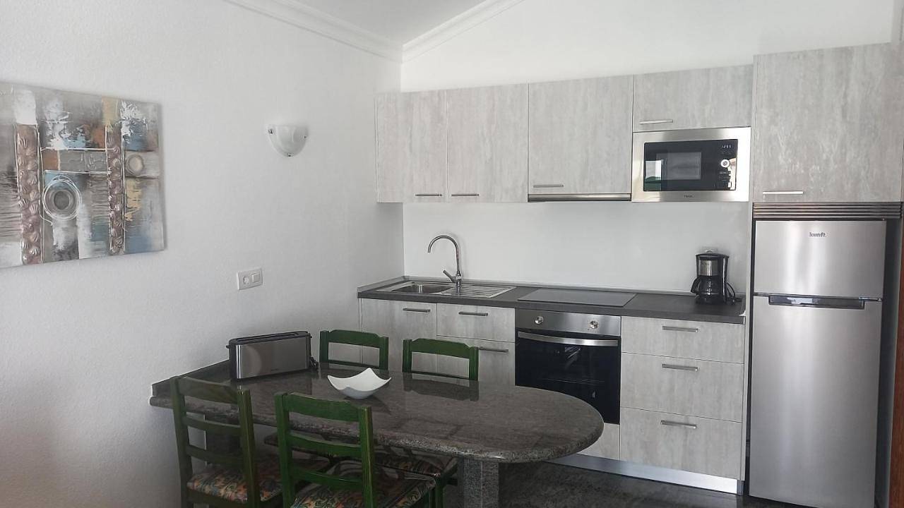 Apartamento entero, One-Bedroom Apartment in El Cotillo, La Oliva