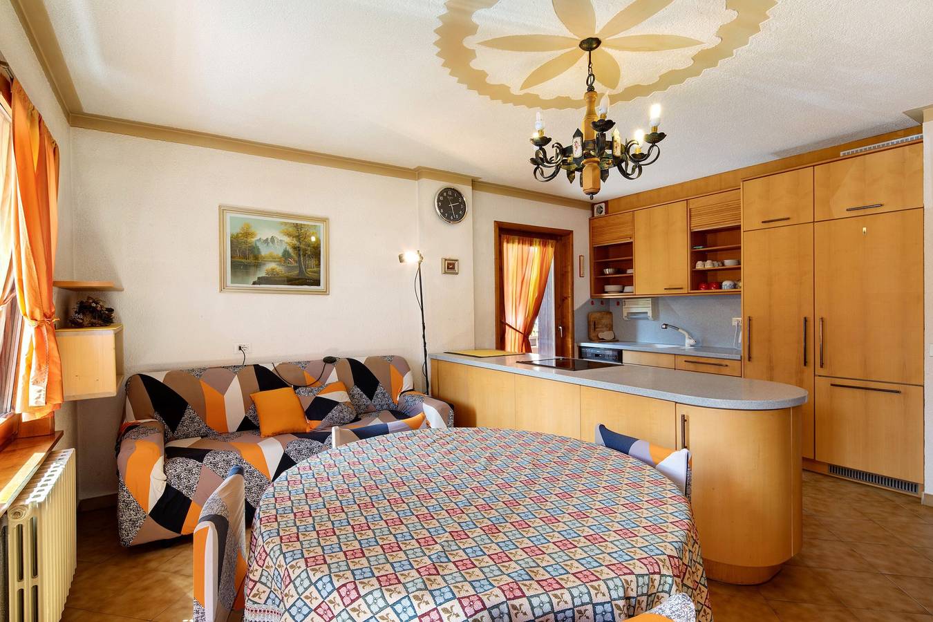 Ganze Wohnung, Ferienwohnung 'Appartamento Edelweiss' mit Bergblick, Gemeinschaftsgarten und Wlan in Livigno (Stadt), Livigno