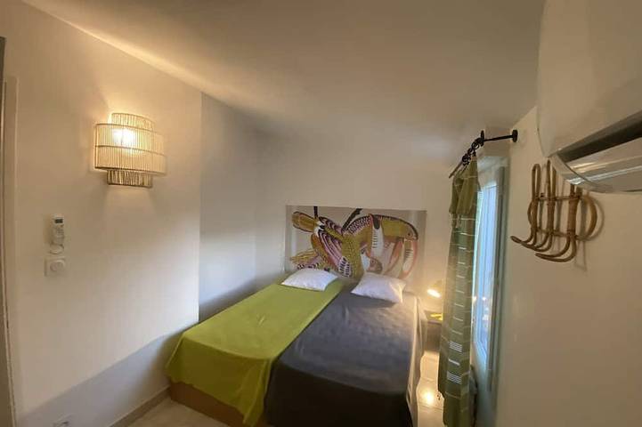 Location de vacances pour 6 personnes, avec jardin et piscine, animaux acceptés dans Prunete - 4