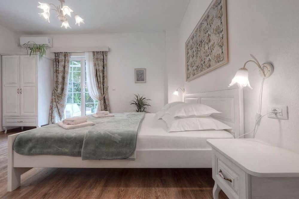 Apartamento entero, Marinero Apartments- Ground floor Studio 9 in Budva, Municipio de Budva