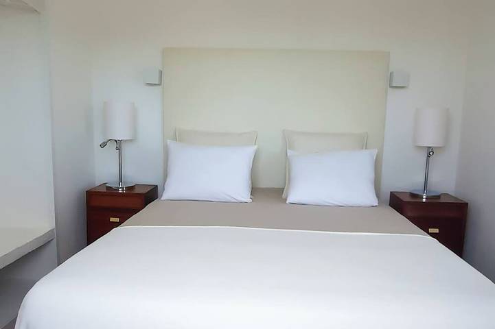Alice's House, Private Pool, 7 km from Beach in Alfeizerão, Leiria District