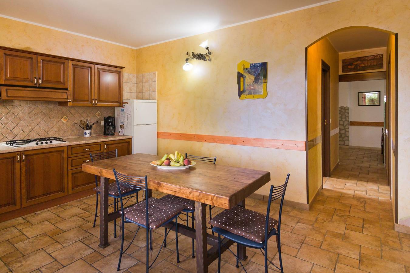 Apartamento entero, "Appartamento Nuraghe" con aire acondicionado, Wi-Fi, jardín, terraza; in Gonnesa, Carignano Del Sulcis