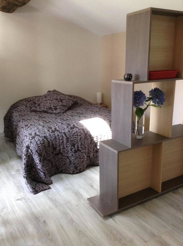 Gîte pour 2 personnes, avec vue et jardin à Saint-Esteben