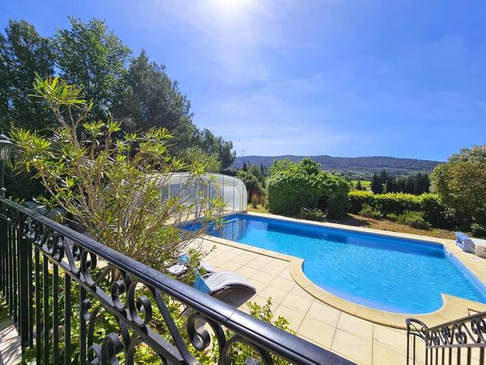 Location de vacances pour 8 personnes, avec terrasse ainsi que jardin et piscine, adapté aux familles à Beaufort (Francia) - 2