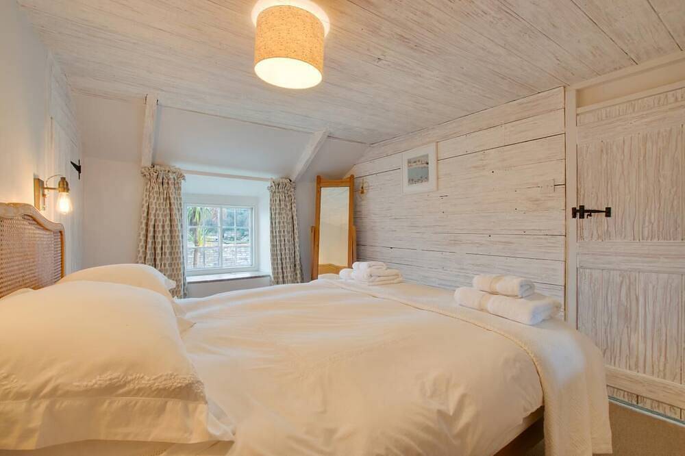 2 Bed in Helford (oc-hcrose) in Helford, Cornwall