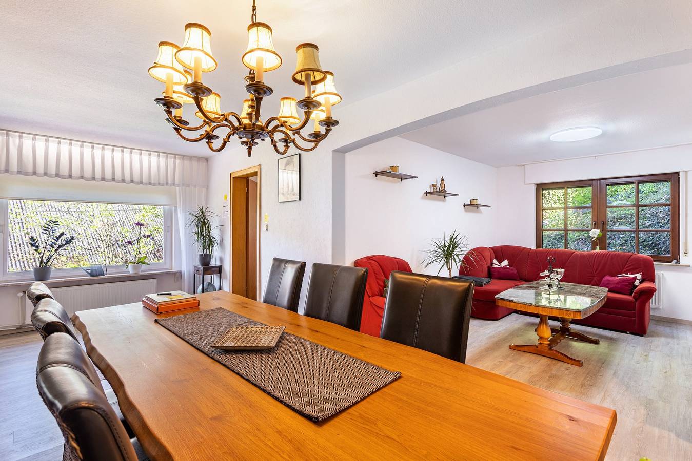 Feriendomizil 'Haus Waldesruh' mit Privatterrasse, Balkon und Wlan in Medebach, die Mittelgebirge