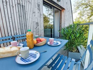 Gîte pour 4 personnes, avec balcon dans Plage Pors Termen Trebeurden
